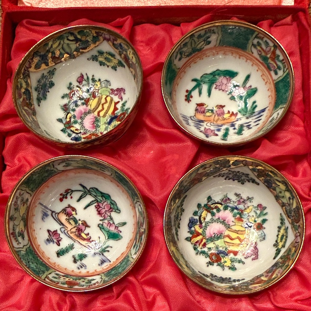 Set of Four Decorative Floral Bowls